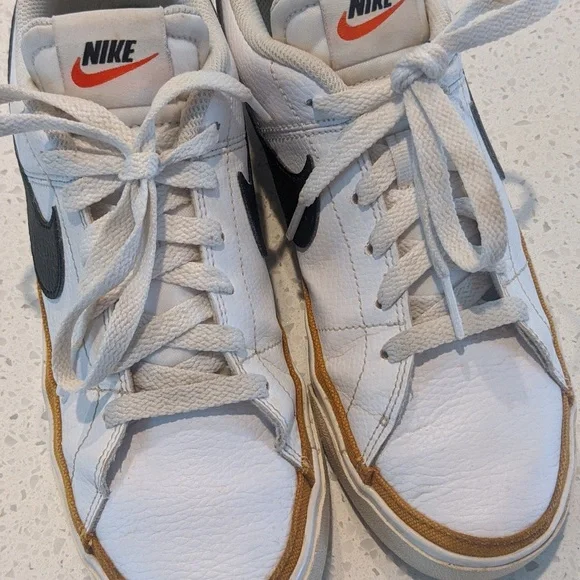 ❤️ Women's Nike Court legacy shoes 8.5 - Picture 8 of 13